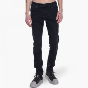 BLK DNM Regular Rise Skinny Taper Jeans