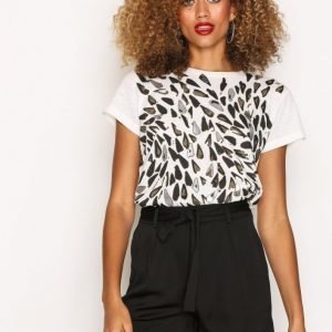 Missguided Tie Waist Detail Crepe Tailored Shorts Shortsit Black