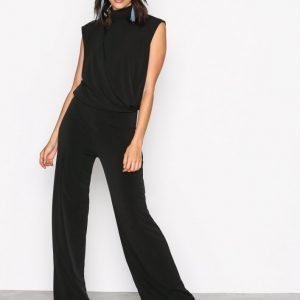 Nly Trend Covered Sleeveless Jumpsuit Musta