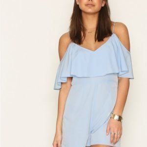 Nly Trend Frill Off Shoulder Play Suit Playsuit Sininen