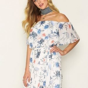 Only Onlaura Offshoulder Short Dress Wvn Loose Fit Mekko Valkoinen