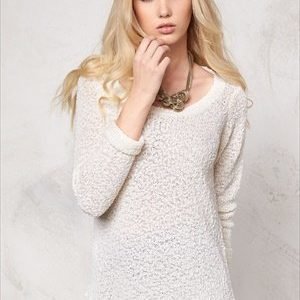 Vero Moda Snow knit blouse Snow White