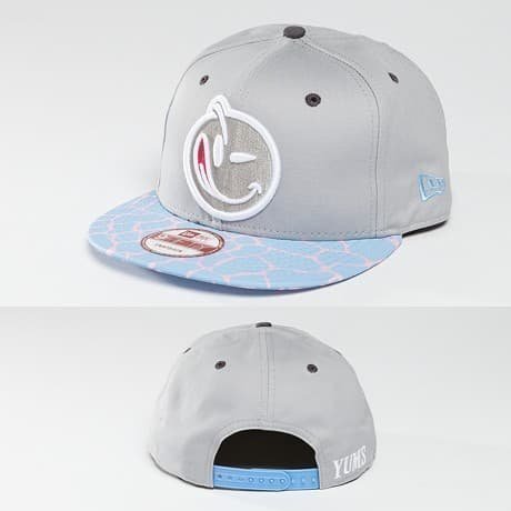 Yums Snapback Lippis Harmaa